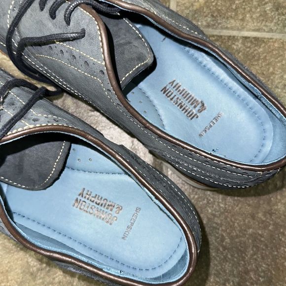 NWOT- Johnston & Murphy Wingtip Oxford Shoes